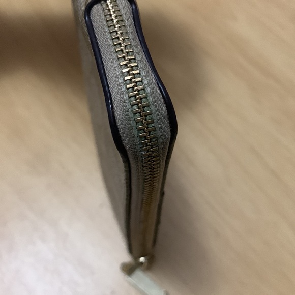 Coach Wallet - Picture 5 of 6